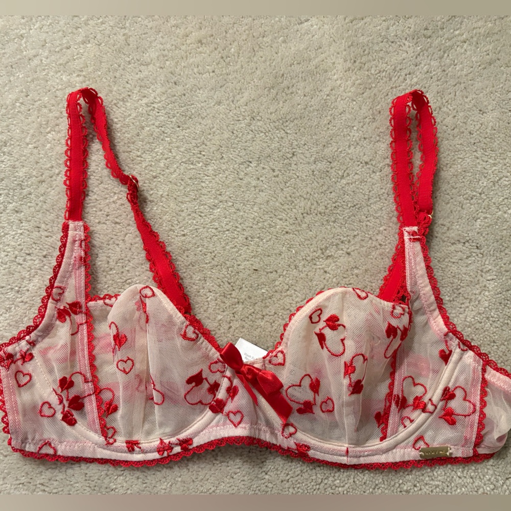 Adore Me Red Heart Patterned Bra 34B